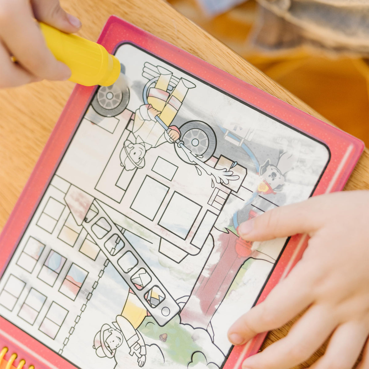 Melissa & Doug, Pen Water Wow Vehicles | 4 Reusable Coloring Boards, Refillable Water Pen, Mess-Free Travel Toys, Arts & Crafts, Sensory Play, Preschool Toys, Ages 3+