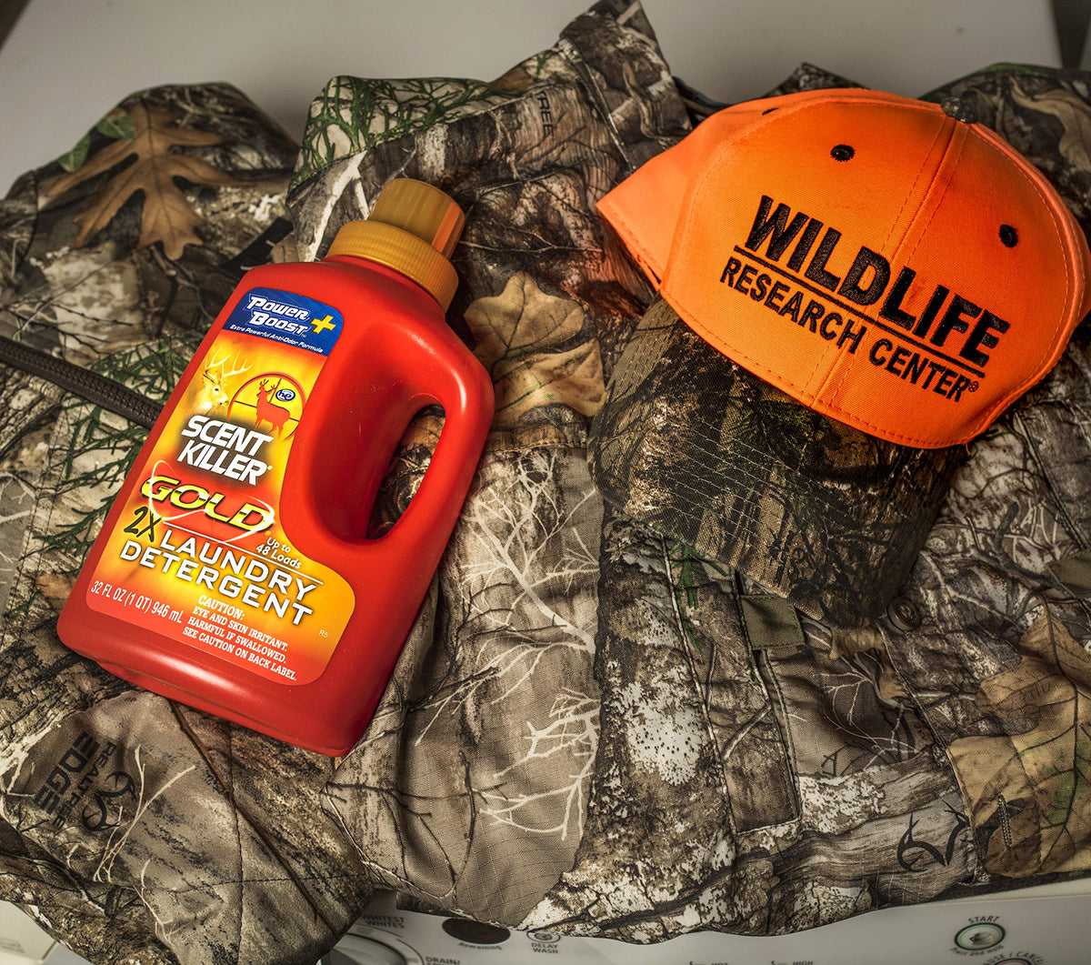 Wildlife Research Center Scent Killer Gold Power Boost Detergent 32 oz | Odor Eliminator for Hunting Clothes - Unscented Formula - No UV Brighteners