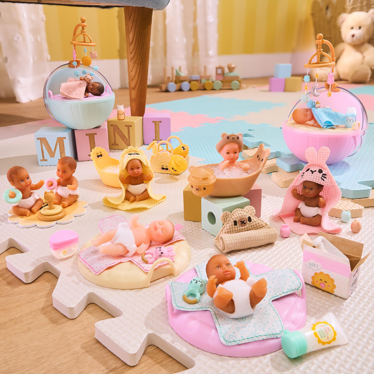 MGA's Miniverse Make It Mini Real Baby Nurture - Blind Packaging, Baby Care Themed Mini Collectibles, 8 Styles Including Rare Twins, Collectors, 8+