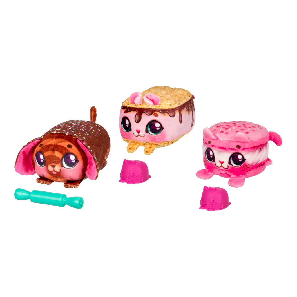 Cookeez Makery Lil' Bakez Multi Pet Playset, Makes 3 Scented Pets | Mix ingredients & mold dough to reveal surprise plush pets, reusable fun; Amazon Exclusive toy for kids
